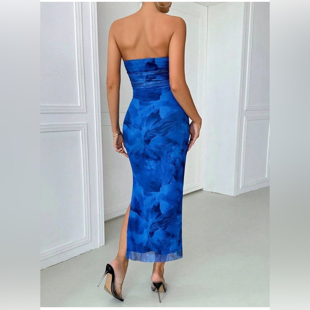 Elegant Blue Floral Women's Dress - Picture 3 of 5